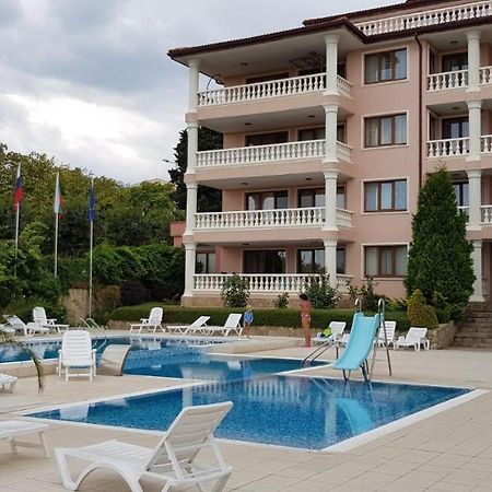 Byala Palace Apartments Dış mekan fotoğraf